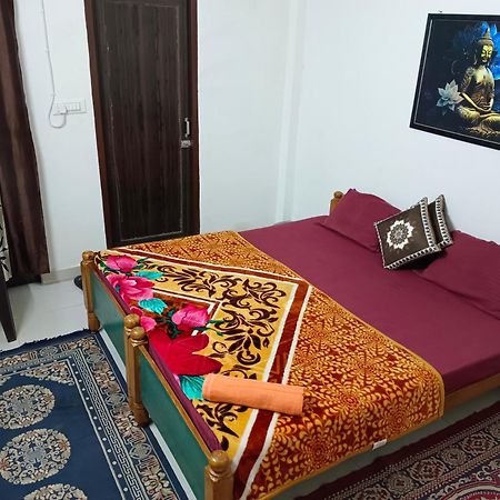 Pratibha Home Stay Джабалпур Екстер'єр фото