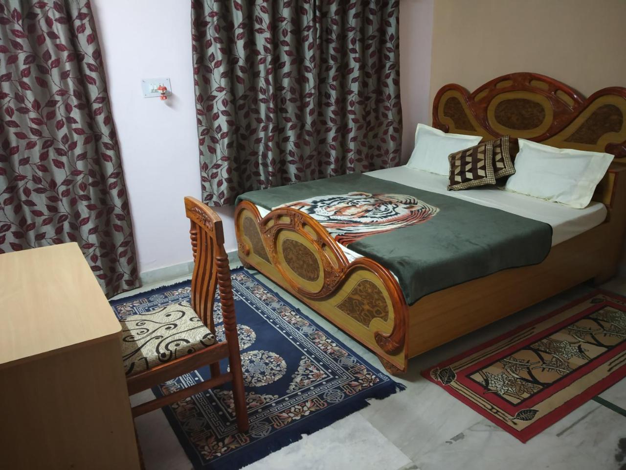 Pratibha Home Stay Джабалпур Екстер'єр фото