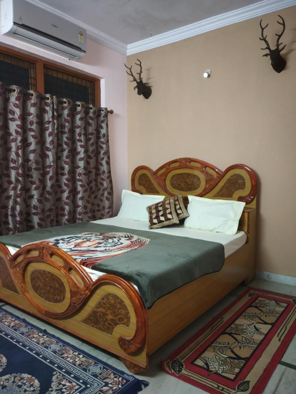 Pratibha Home Stay Джабалпур Екстер'єр фото